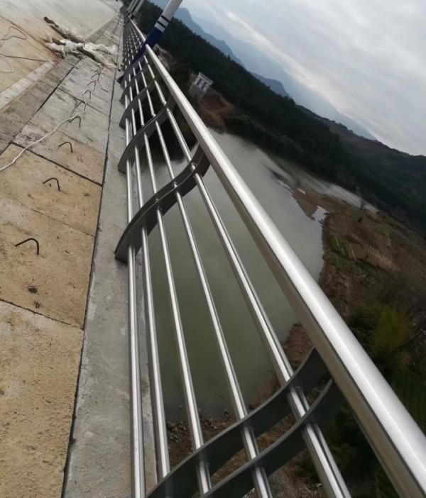 河道橋梁護欄